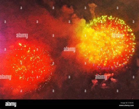 Explodierendes feuerwerk Fotos und Bildmaterial in hoher Auflösung