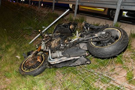 T Dlicher Verkehrsunfall Im Landkreis Roth Biker Verstarb Noch An Der