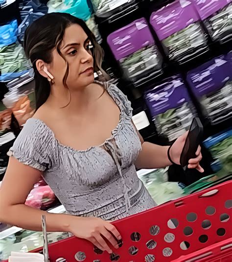 Latina Milf Booty Cute Tits Tight Dress Ass Forum