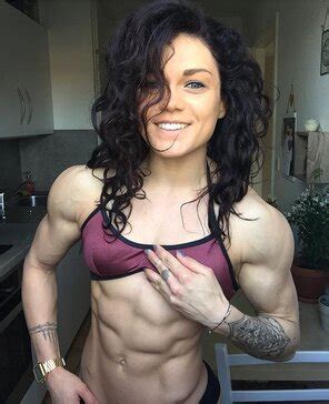 Manon Verge SOOOO Gorgeous Porn Pic