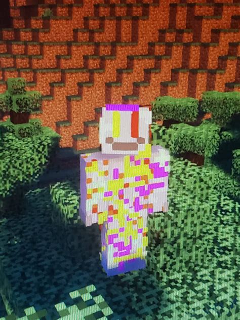 Glitchy as my minecraft skin | Minecraft Amino