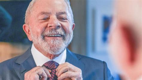 Primeira vitória de Lula no Senado PEC da Transição é aprovada