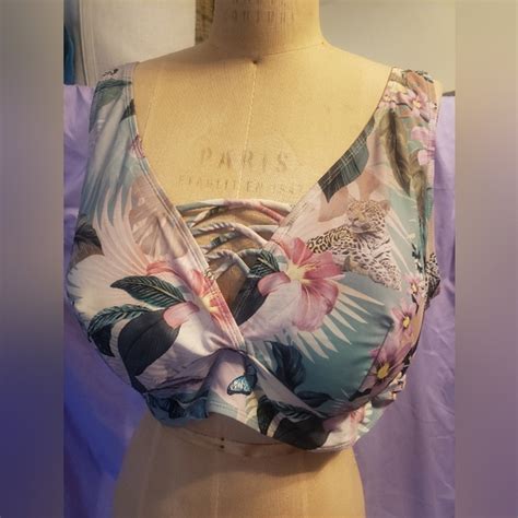 Torrid Swim Torrid Swim Triangle Bikini Top Safari Adventure Wireless 4x Poshmark