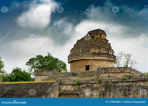 El Templo Observatorio El Caracol Yacimiento Arqueol Gico De Chich N