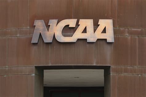 Non-scholarship athletes argue proposal to fix roster-limit rule in