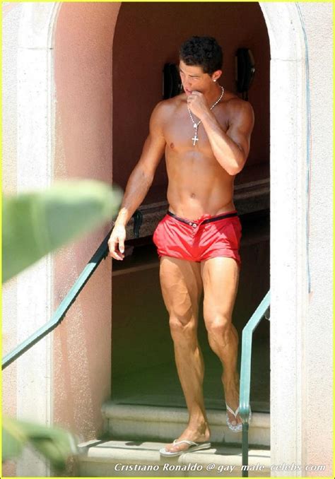 BannedMaleCelebs Cristiano Ronaldo Nude Photos