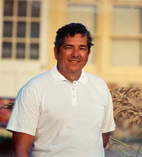 Douglas Hunter Obituary - Tampa, FL