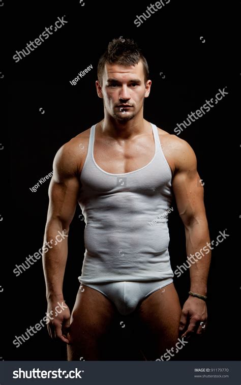 Стоковая фотография 91179770 Muscular Sexy Wet Naked Young Cute