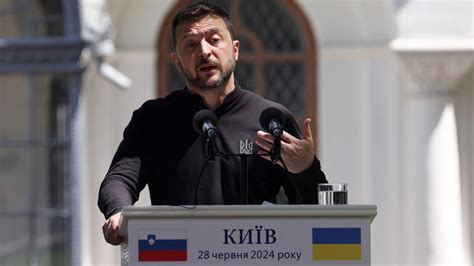 Zelenskyj připravuje plán na ukončení války INFOKURÝR