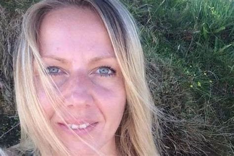 Naked Alone And Racing To Get Home Cornish Participant Cuddled Stranger To Stay Warm On New E