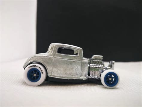 HOT WHEELS PROTOTYPE TEST RUN RAW BODY RIVET Ford RRTIRE L PicClick UK