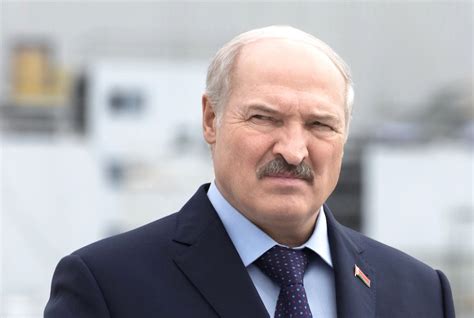Зачем официальному Минску версия о заговоре против Лукашенко? / Юрий ...