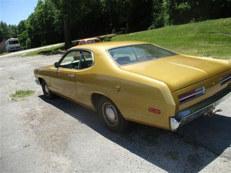 1972 Plymouth Duster 2dr HT Barn Finds