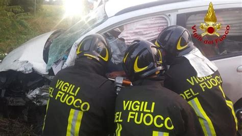 Incidente Mortale A Dalmine Bergamo Perde La Vita Una 44enne Due