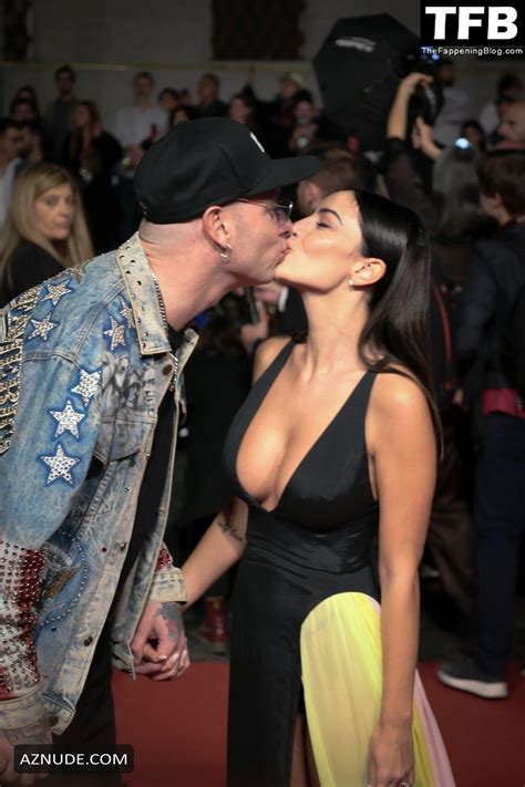 Martina Difonte Sexy Seen Flaunting Her Hot Tits And Legs On The Red Carpet At The Rome Film