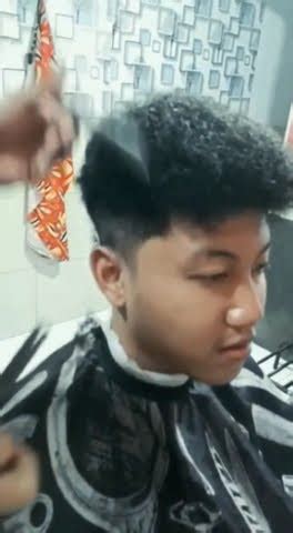 Model Rambut Yang Sering Diminati Anak Sekolah Haircut Hairstyle