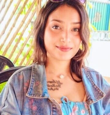 Extremely Sexy Tattoo Babe Full Nude Giving Blowjob To Boyfriend Nude Mydesi