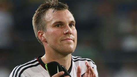 Ex Bvb Star Kevin Gro Kreutz Fliegt Vom Platz Und Wechselt Den Klub