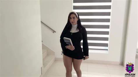 La Latina Yiny Leon Big Ass Y Big Tits Busty Blonde Big Dick Video Official