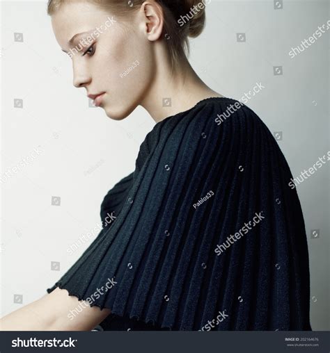 Fashion Portrait Beautiful Blonde Model Nude Stock Photo 202164676 Shutterstock