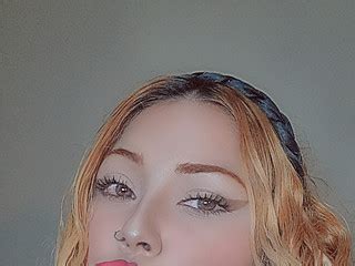 Live Sex Chat With Kendal Slow At BongaCams