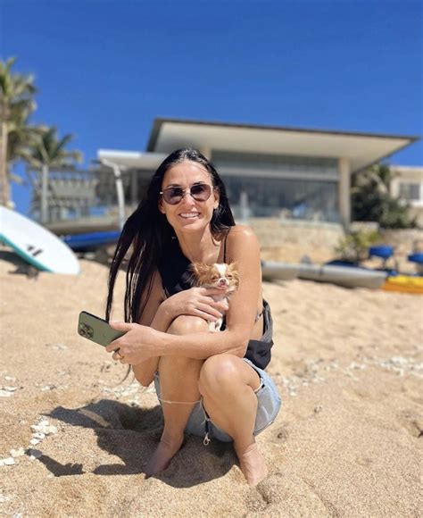 Demi Moore W Bikini Ma Lat A Cia O Jak Nastolatka