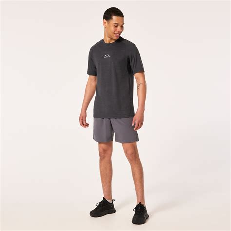 Parents are debating the new uniform policy at oakley elementary 27