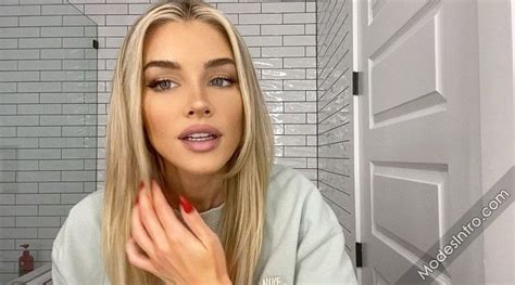 Hot Sexy Itsthuraya Bikini Pics