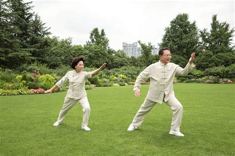 Elderly Tai Chi Exercise Picture And Hd Photos Free Download On Lovepik