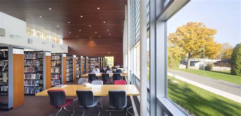 Burlington Central Public Library | Teeple Architects