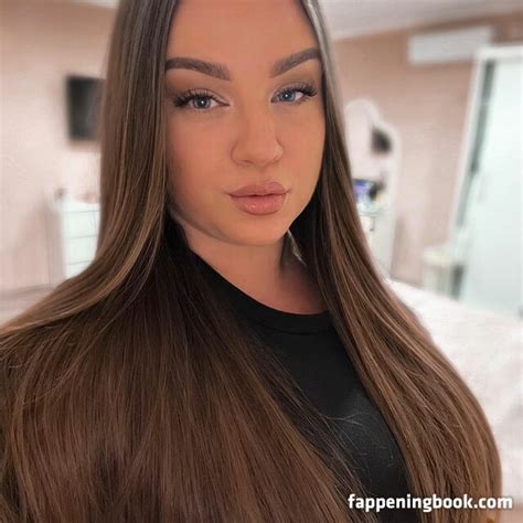 Skorka Kitti Nude OnlyFans Leaks Fappening FappeningBook