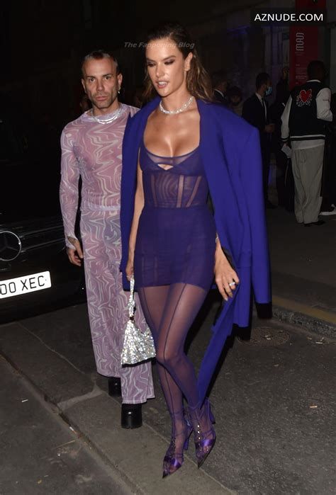 Alessandra Ambrosio Sexy Shows Off Her Tits As She Attends The Thierry