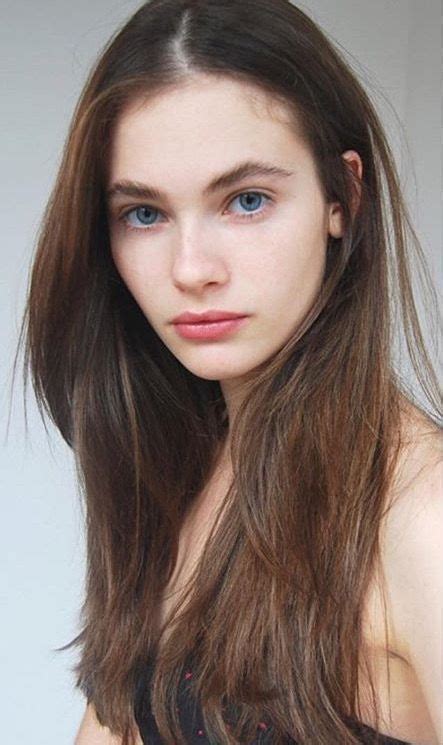 Hot New Anna Vlasova Bikini Pics