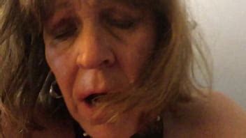 Le tour de grand mère vers la gloire orgasmique XVIDEOS