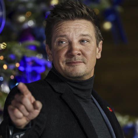 Police Bodycam Footage Shows Rush to Save Jeremy Renner After Snow Plow