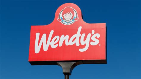 Weird Rules Wendys Employees Have To Follow