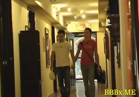 Gay Lovers Fuck Bareback