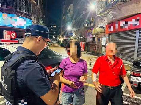 我走了很久很渴想回家 樹林警護送深夜赤足走9公里8旬翁返家 民眾網