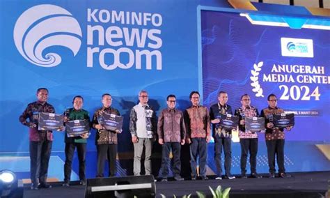 Dinas Kominfotik Gorontalo Raih Penghargaan Amc Pojok Id