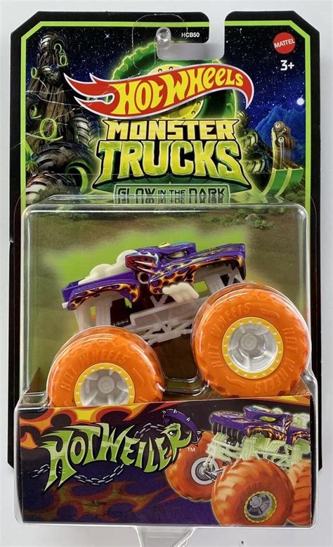 Amazon Hot Wheels Monster Trucks Glow In The Dark 1 64 Scale Trucks Hotweiler Toys Games