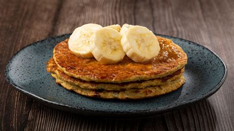 The Reason You Should Always Toast Your Oats For Oatmeal Pancakes