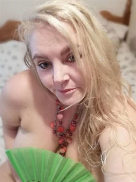 Posing My Big Natural BBW Titties Just For You Pics XHamster