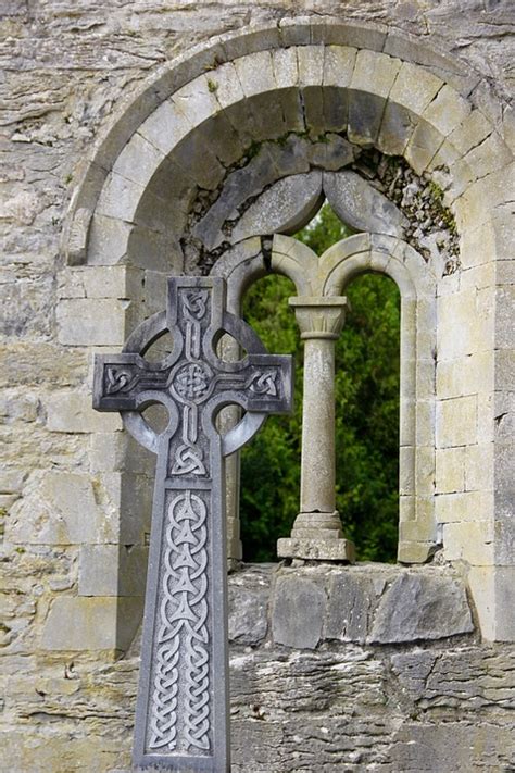Celtic Cross Arch · Free photo on Pixabay