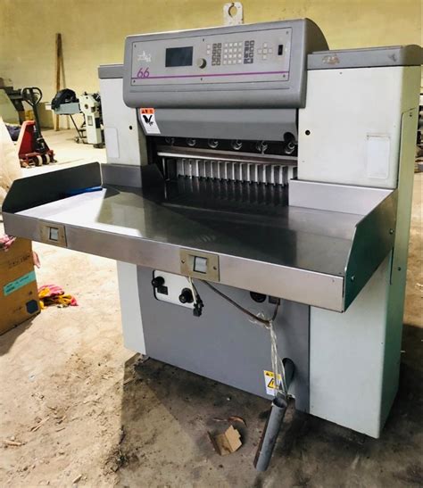 Polar E Programmble Paper Cutting Machine At Piece