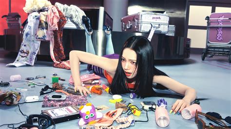 Karina Z Aespy Hot Mess MV Shoot 4K Prevzatie Tapety