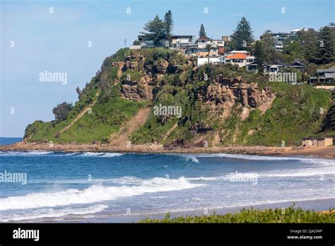 Sydney Homes With Ocean Views On The Cliff Edge At Newport Beach Mona