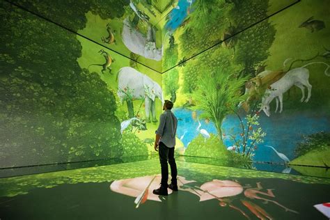 Frameless Immersive Art Exhibition Sound Disposition