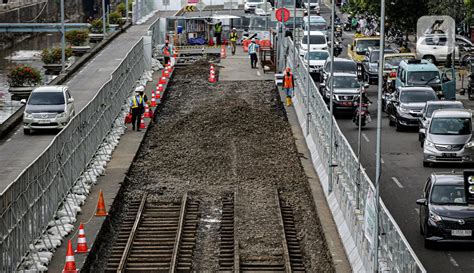 Jalur Rel Trem Masa Kolonial Belanda Kembali Ditemukan Foto Liputan