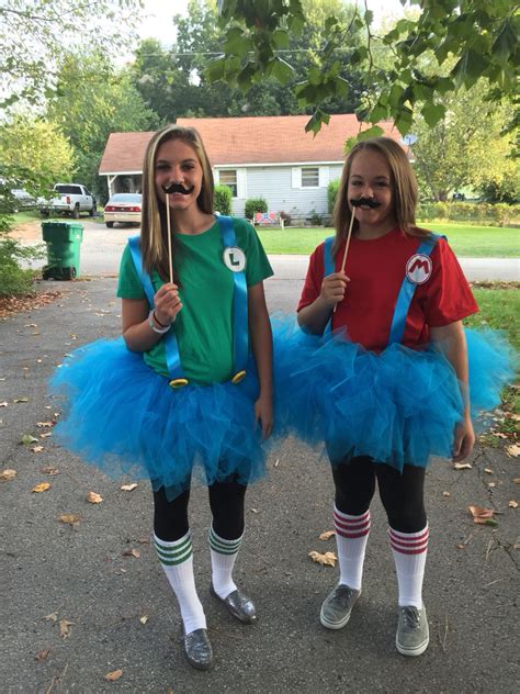 Tacky twin day Green Costumes, Up Costumes, Halloween Costumes For Teens, Twin Halloween ...