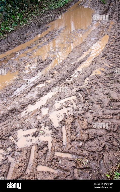 Muddy Puddle Road After Rain Hi Res Stock Photography And Images Alamy